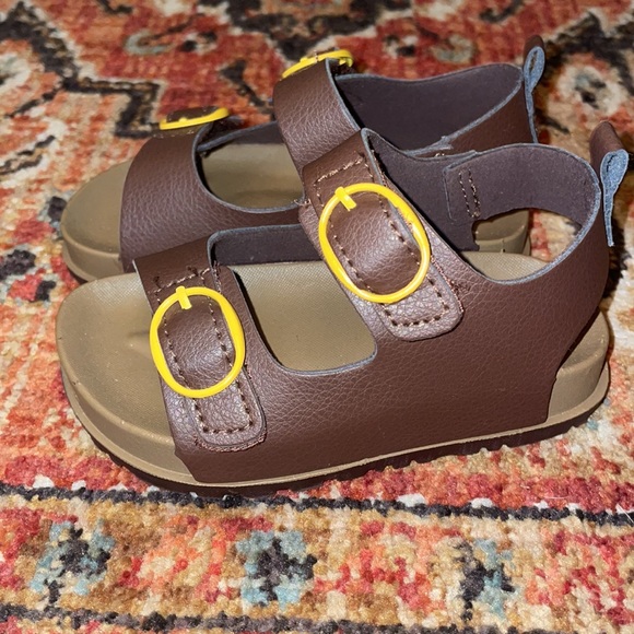 Adjustable Brown Sandals - Picture 4 of 8